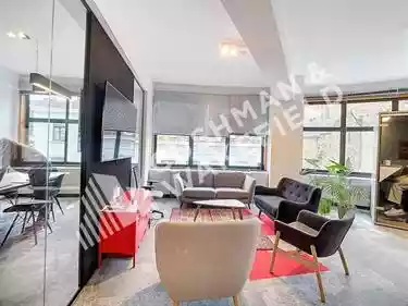 Place Eugène Flagey, 18