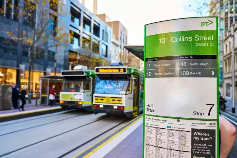 10.01/130 Little Collins St