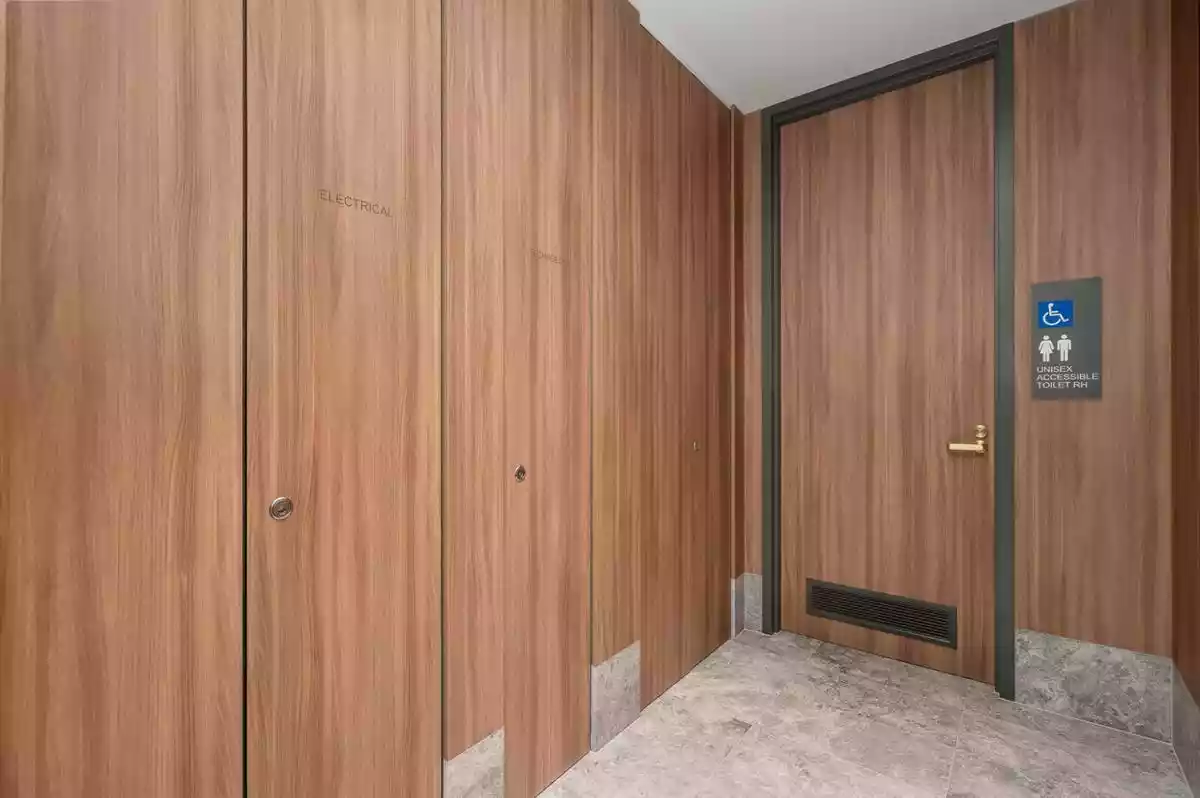 10.01/130 Little Collins St