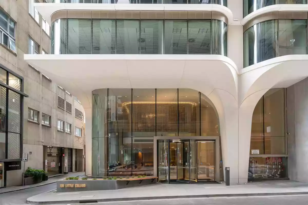 10.01/130 Little Collins St