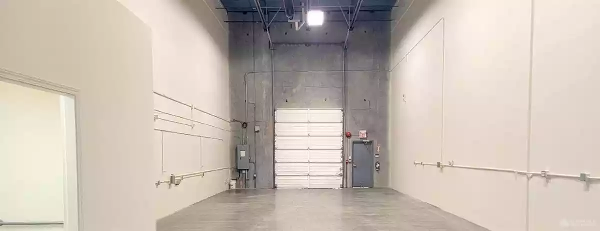 Port Coquitlam - Warehouse/Distribution