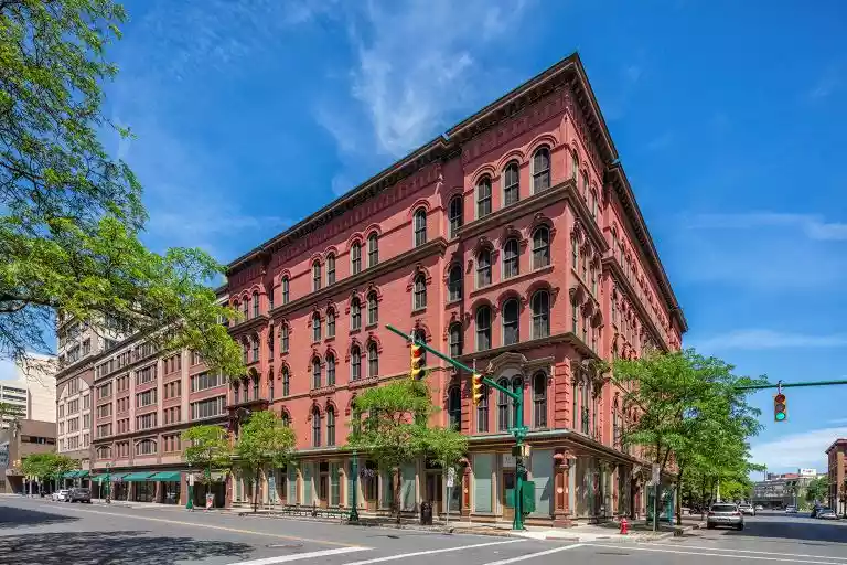 A4-114 Warren Street 