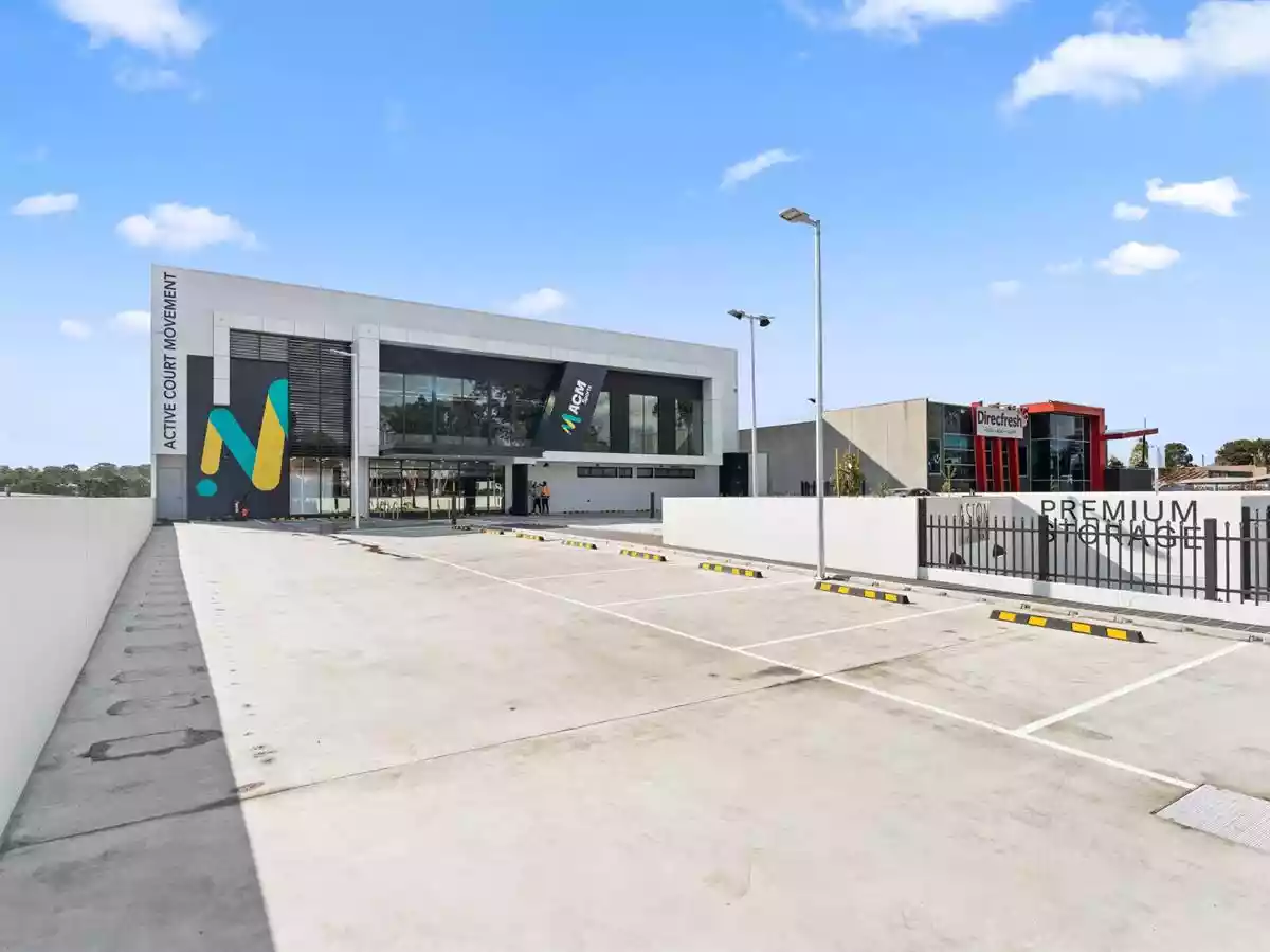 493 Mountain Highway