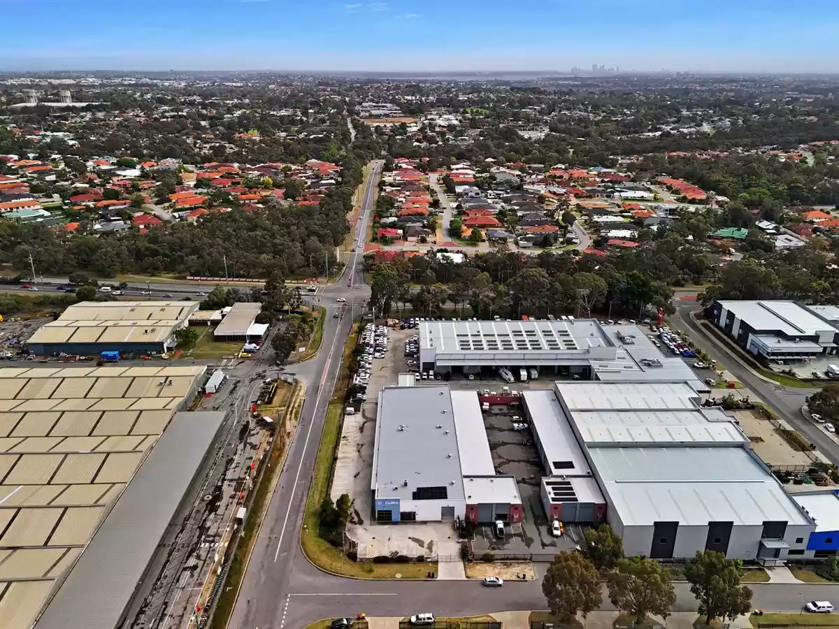 Units 2 & 3/1 Hathor Way