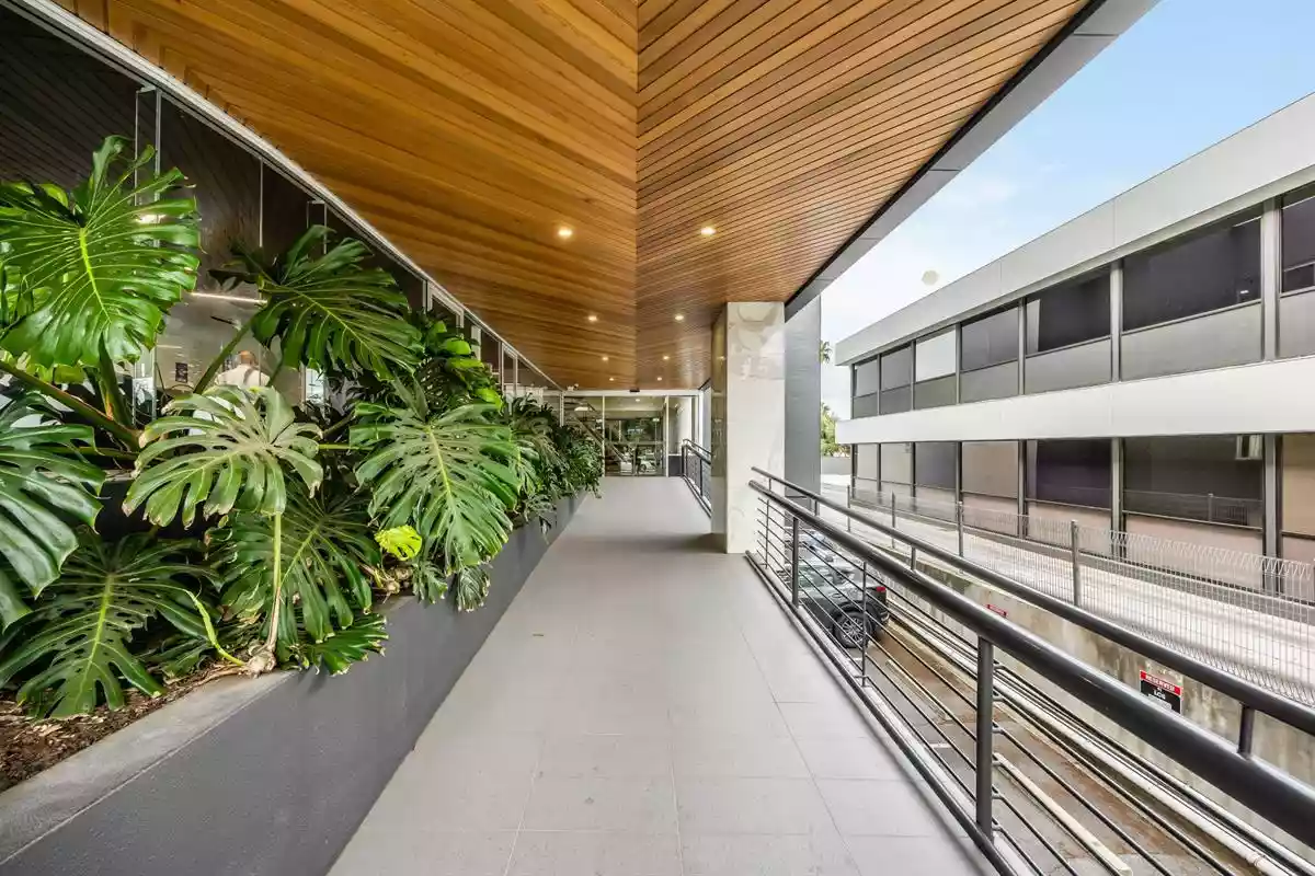 8 Greenhill Road