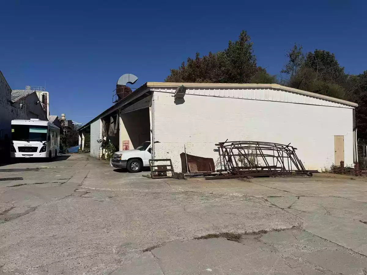 High Point - Manufacturing