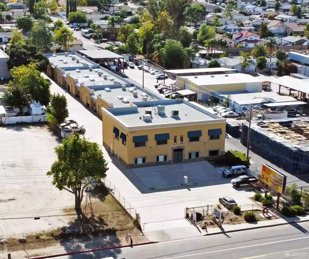 Lake Elsinore - Manufacturing