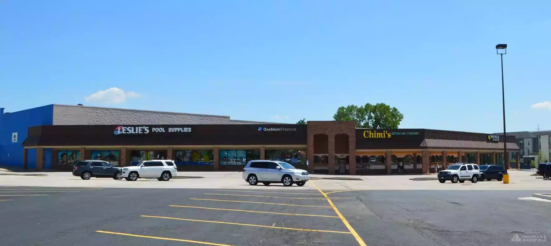 St. Peters - Unanchored Strip Center