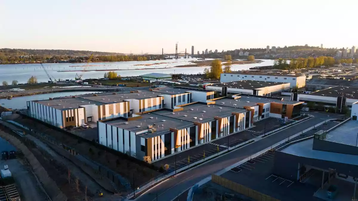 Coquitlam - Warehouse/Distribution