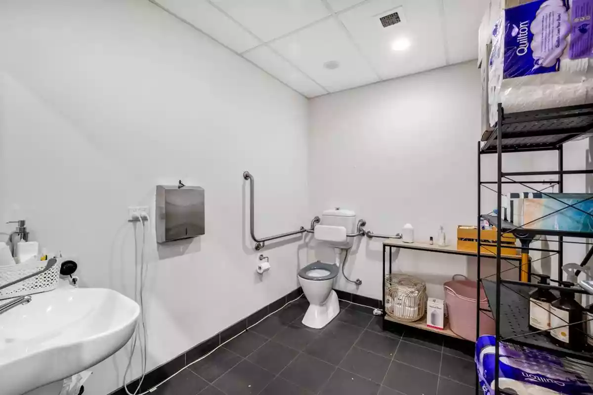 Unit 19/13-15 Baker Street