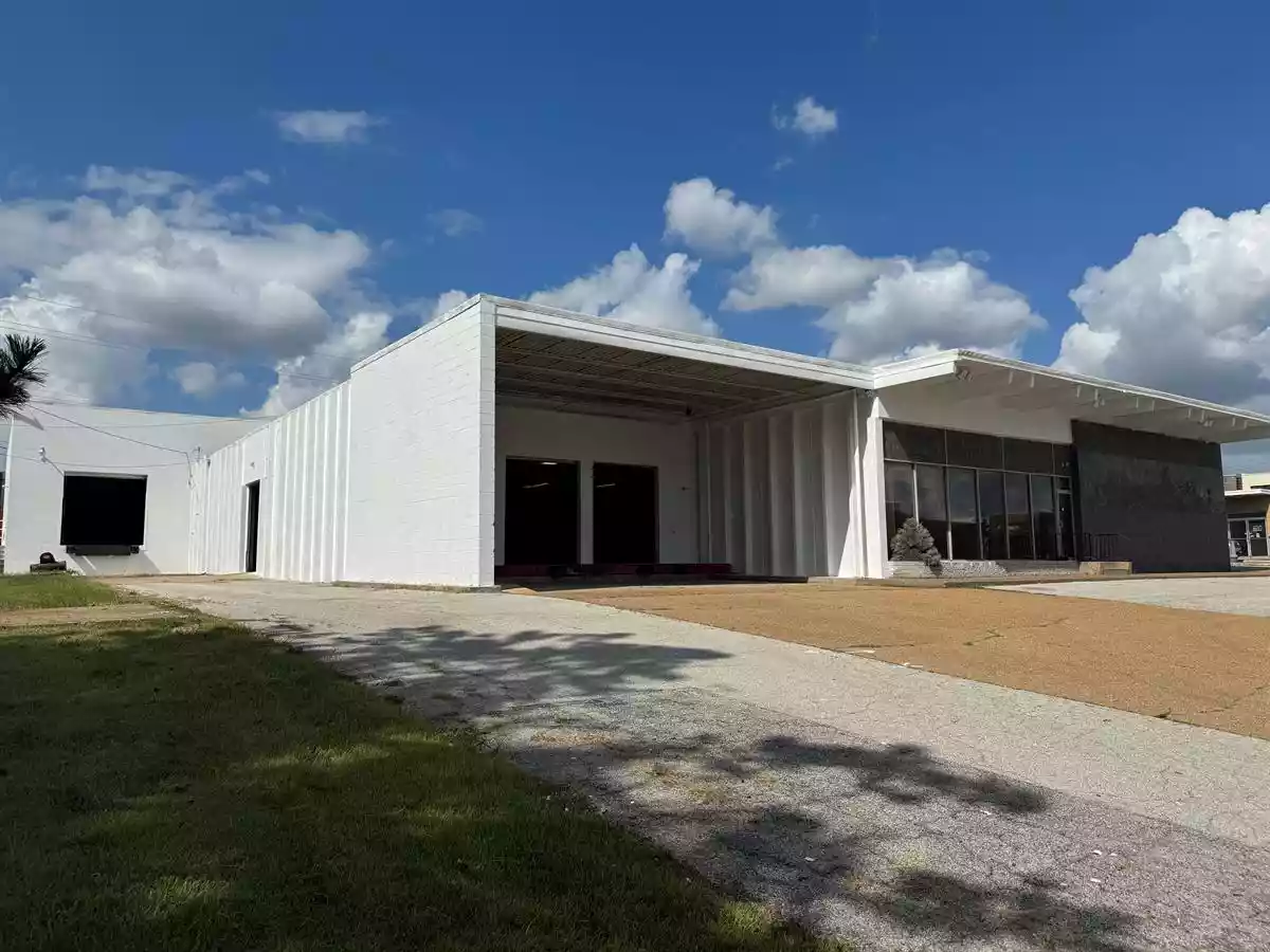 Olivette - Warehouse/Distribution