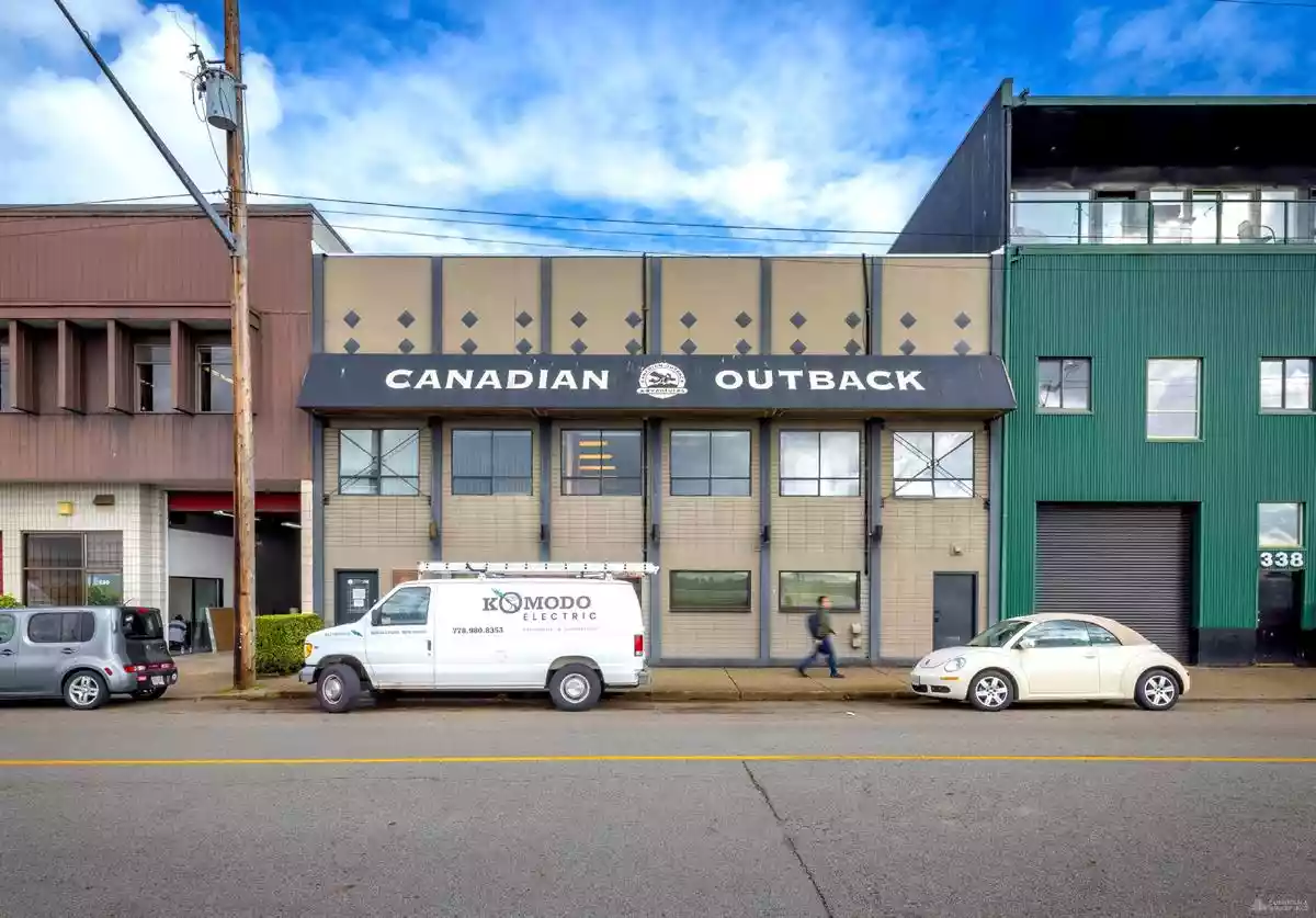 North Vancouver - Warehouse/Distribution