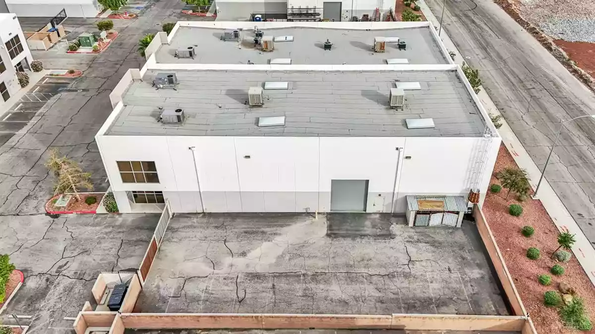 Las Vegas - Warehouse/Distribution