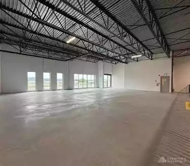 Coquitlam - Warehouse/Distribution