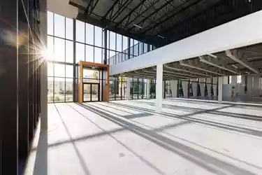 Coquitlam - Warehouse/Distribution