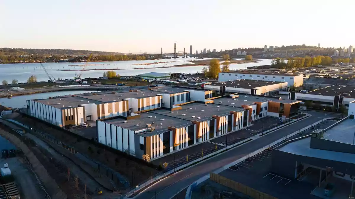 Coquitlam - Warehouse/Distribution