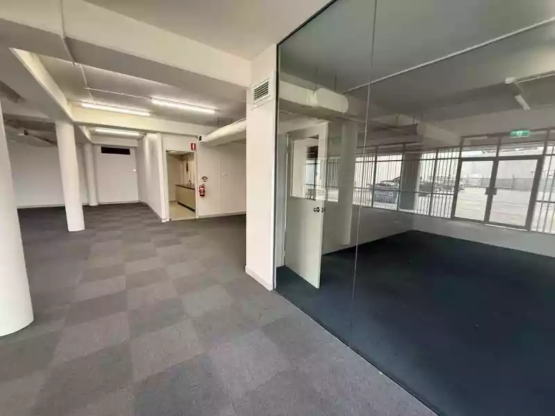 8/30 Heathcote Road