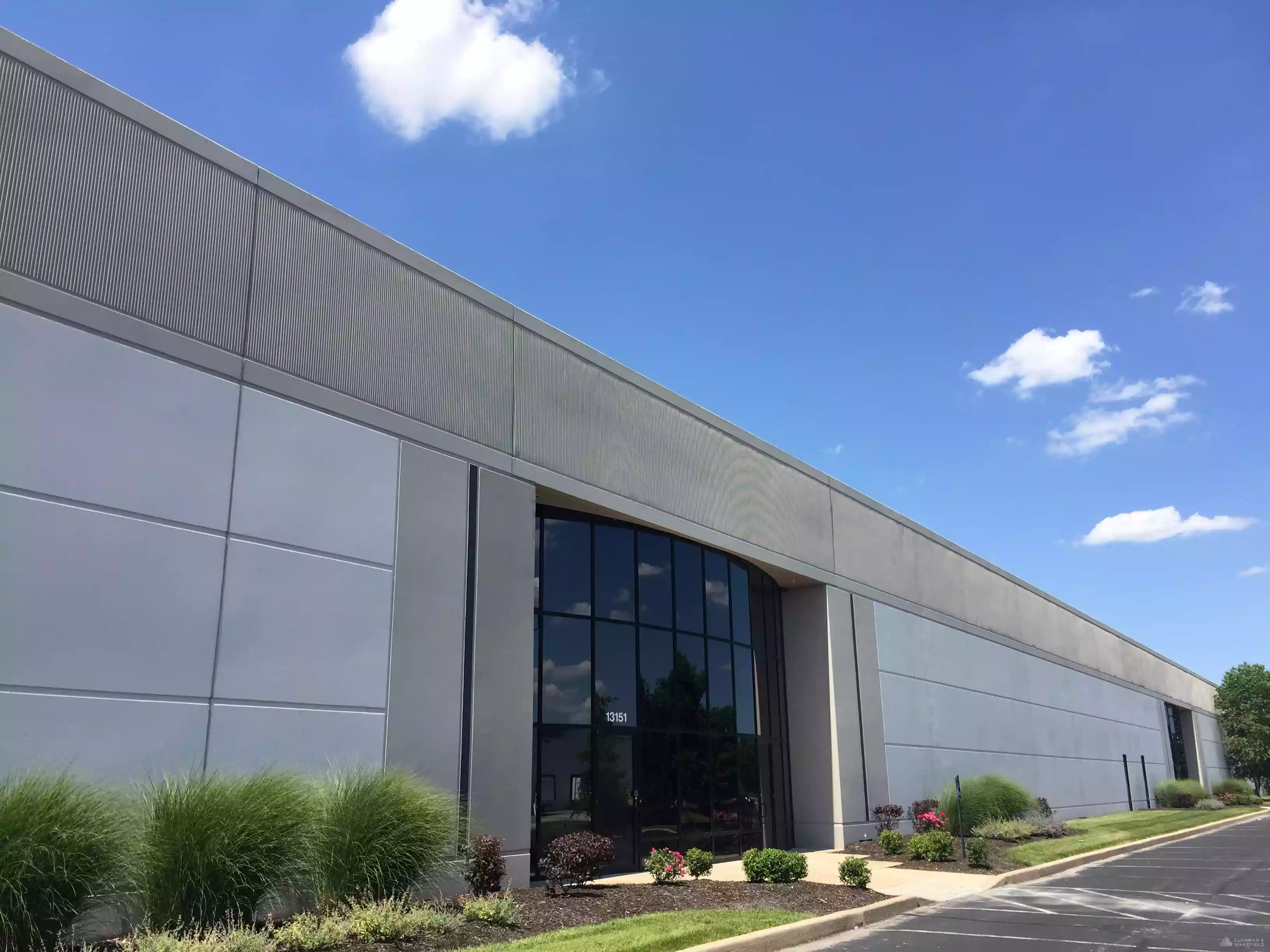 Earth City - Warehouse/Distribution