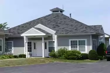 A2-866 Brighton Ave East