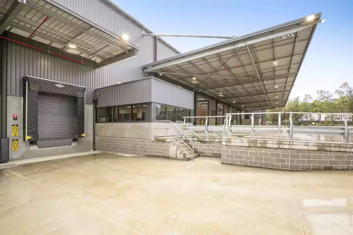 5 Yarrawa Street