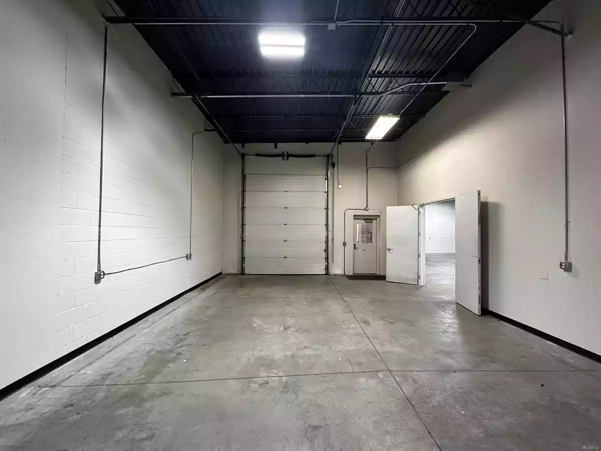 Brighton - Office Service