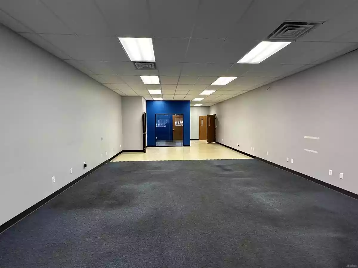 Brighton - Office Service