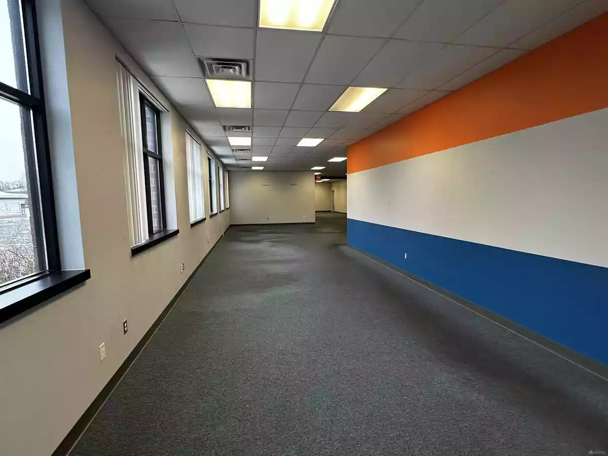 Brighton - Office Service