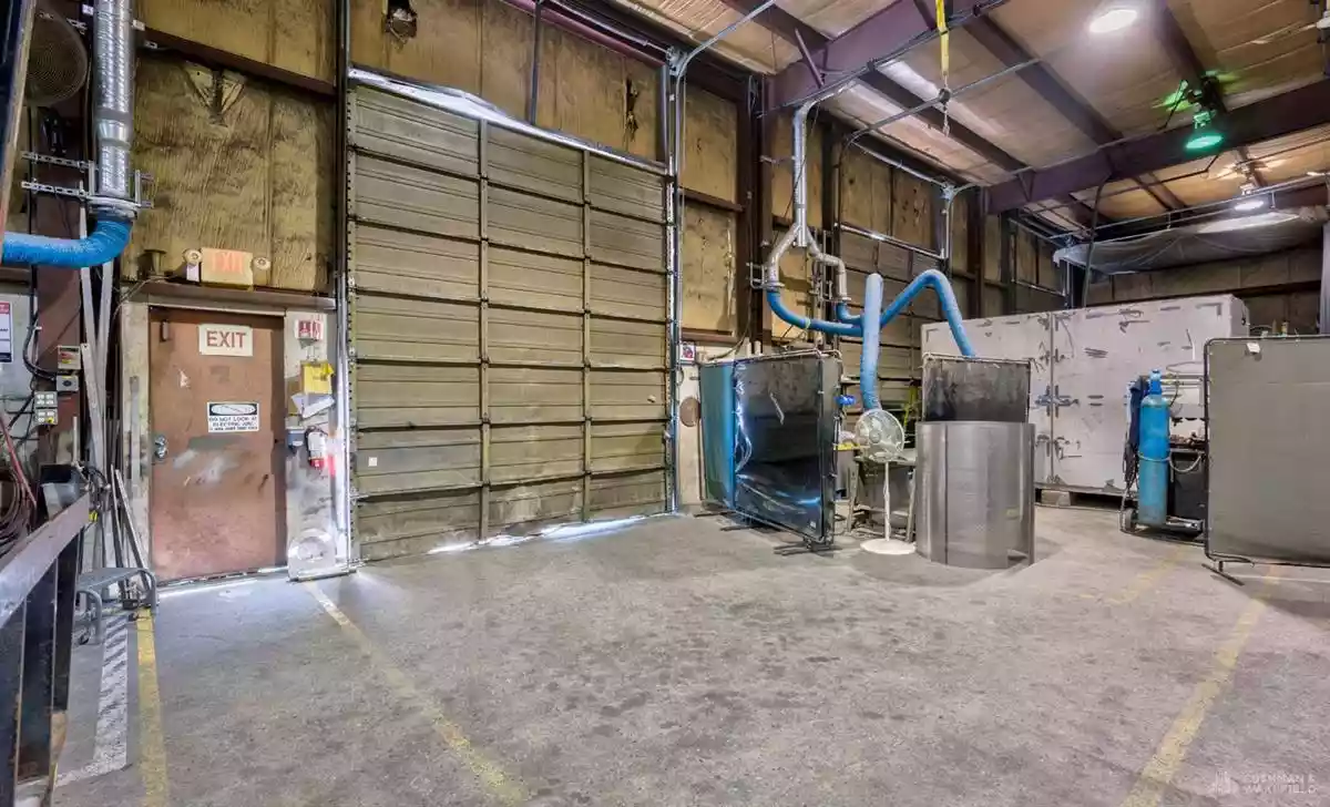 Burnaby - Warehouse/Distribution