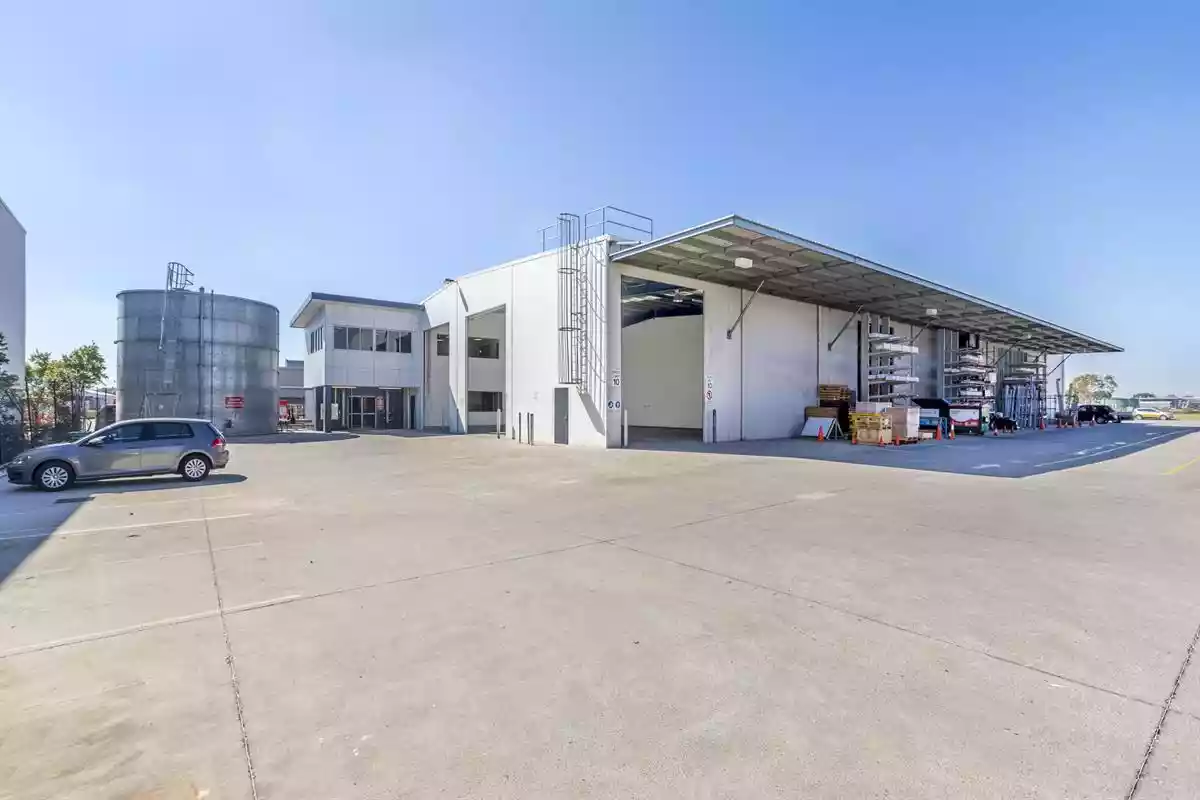 2B/670 Macarthur Avenue