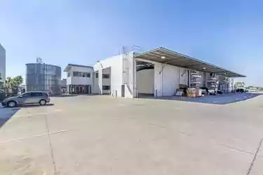 2B/670 Macarthur Avenue