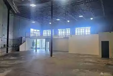 Port Coquitlam - Warehouse/Distribution
