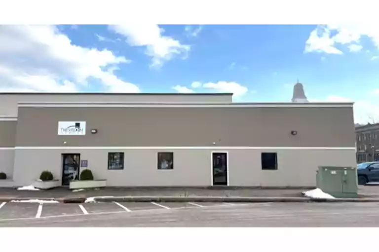 A1-140 Water Street West