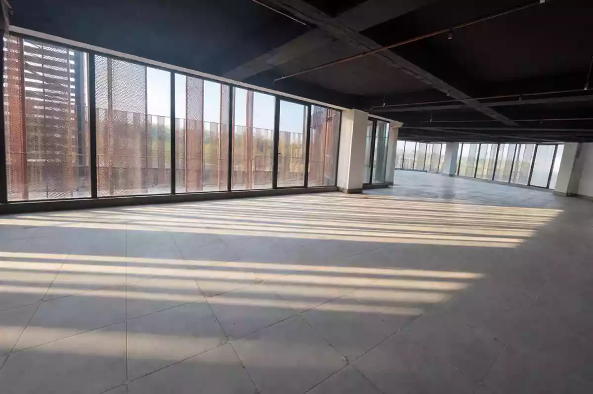Republic Tower - Commercial Space for Lease in Noida2