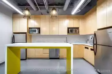 Oakville - Warehouse/Distribution