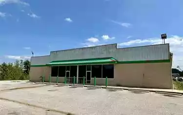 Henryville - General Retail