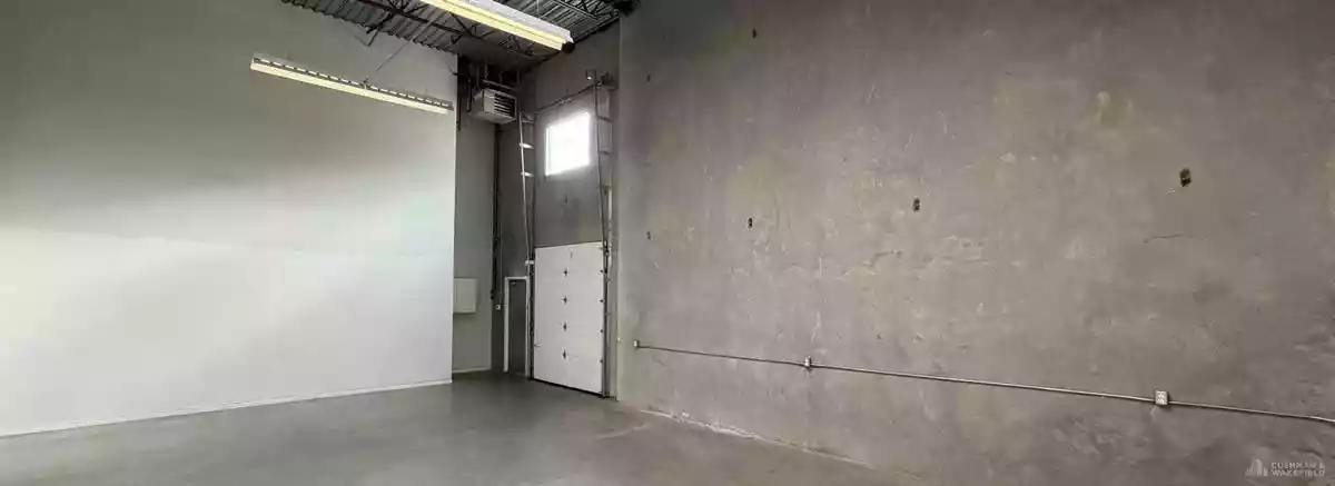 North Vancouver - Manufacturing