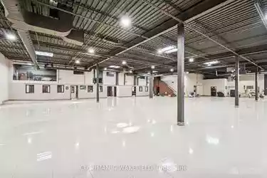 North York - Warehouse/Distribution