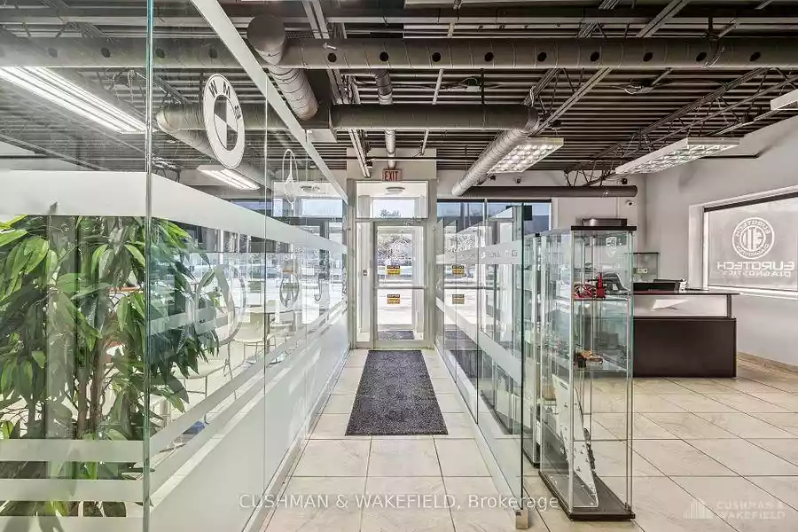 North York - Warehouse/Distribution