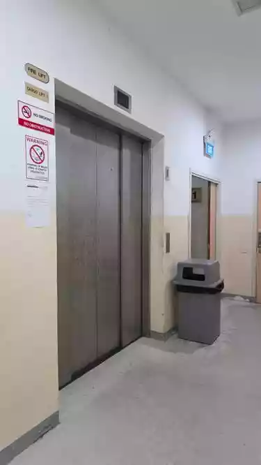 Cargo Lift