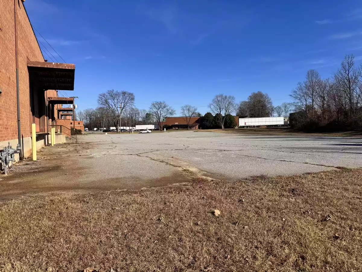 High Point - Warehouse/Distribution