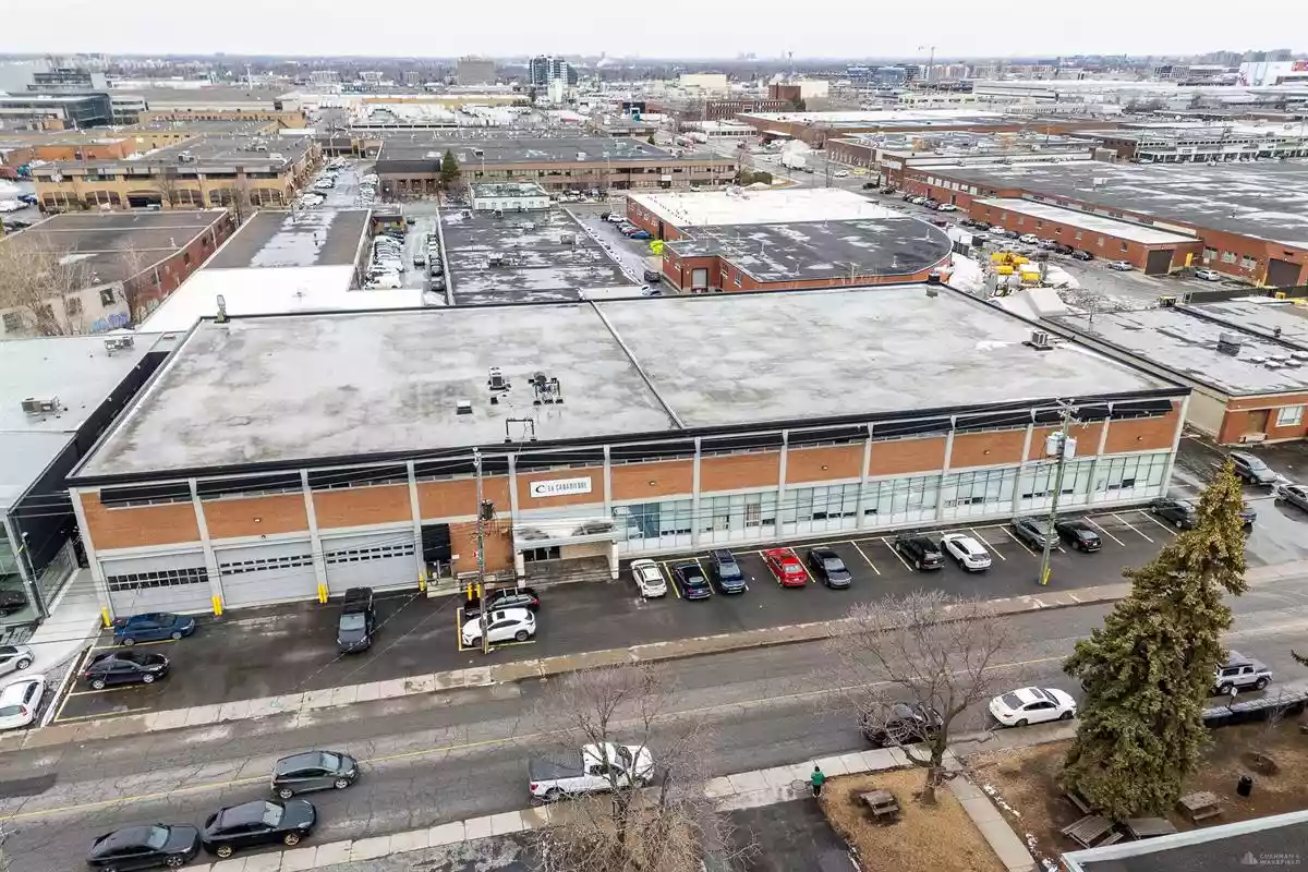 Mount-Royal - Warehouse/Distribution