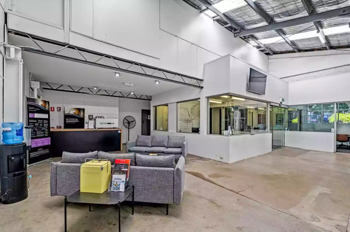 25-29 Ricketty Street