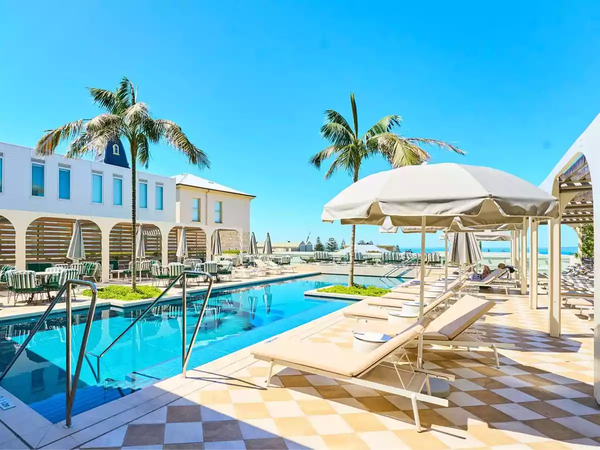 1-21 & 211 Ocean Beach Road