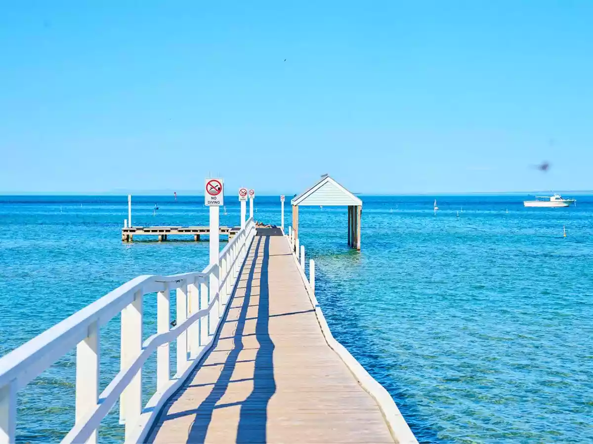 1-21 & 211 Ocean Beach Road