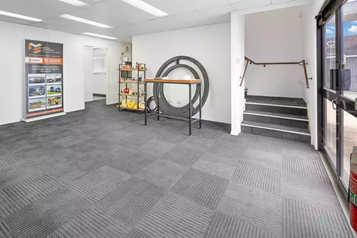 1/19 Hinkler Court