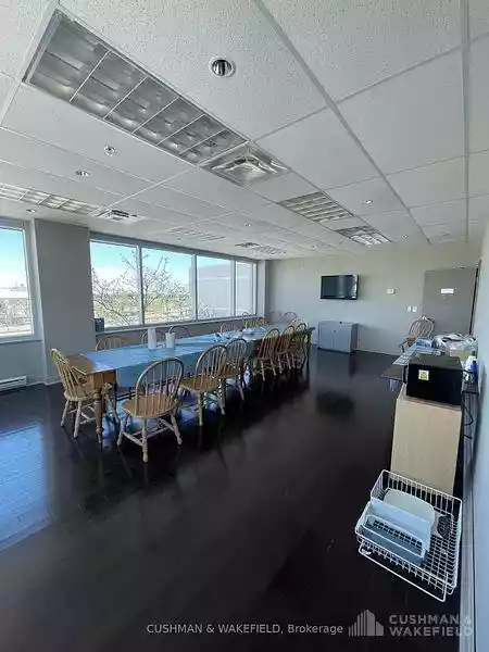 Richmond Hill - Office