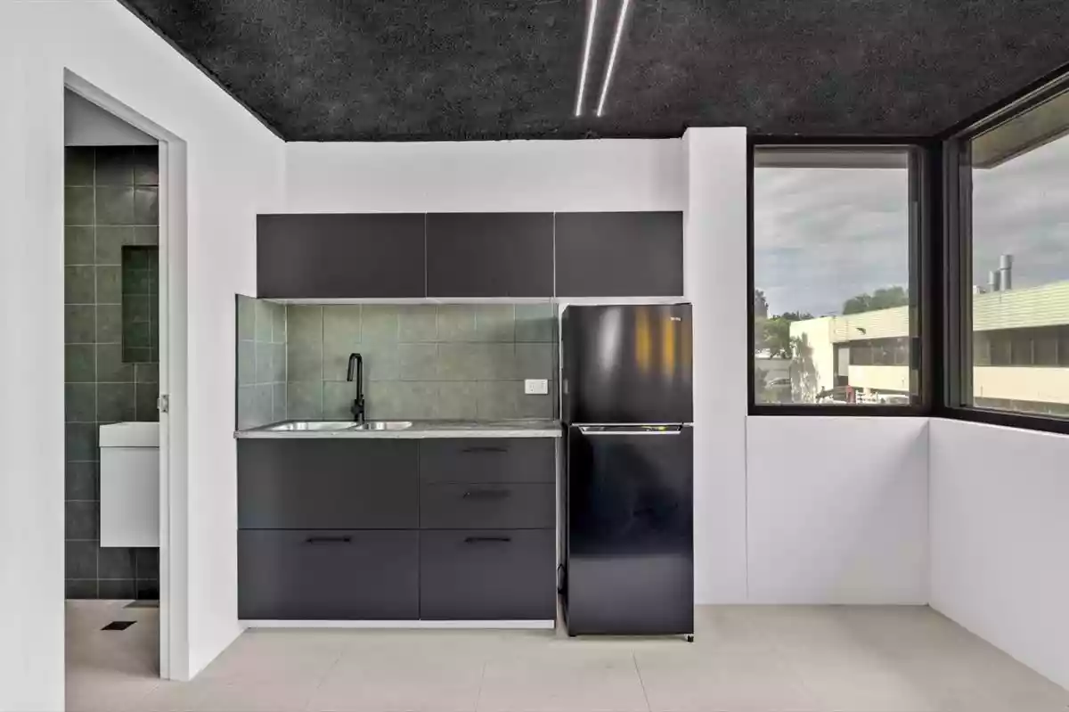 Unit 8/4 Bronti Street