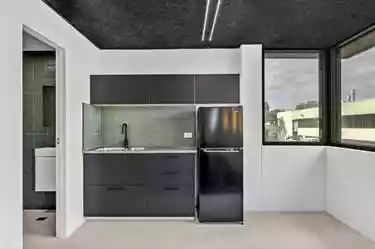 Unit 8/4 Bronti Street