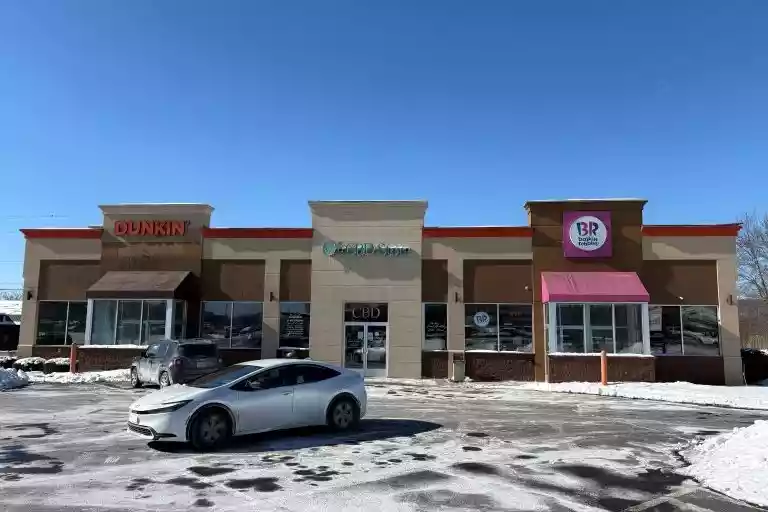 A4-3317 Chambers Road