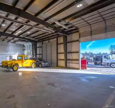 Burnaby - Warehouse/Distribution